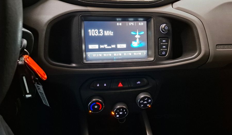 Chevrolet Onix 1.4 LT Hatchback 2018