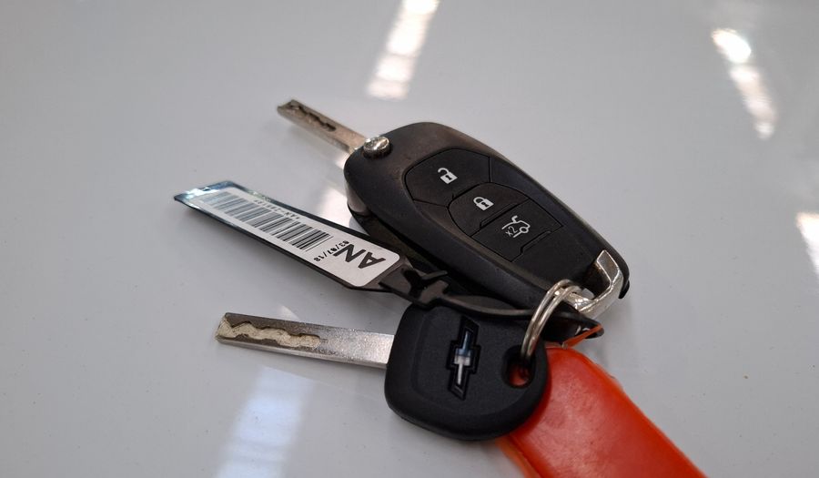 Chevrolet Onix 1.4 LT Hatchback 2018