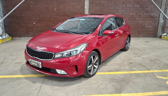Kia • CERATO 5