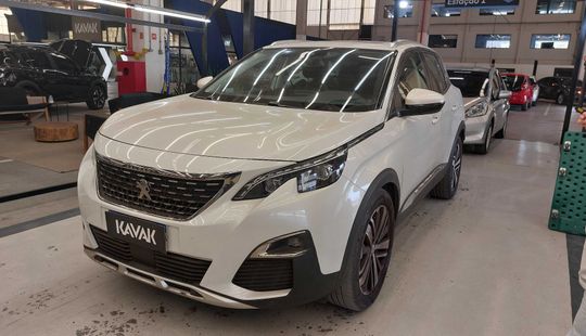Peugeot • 3008