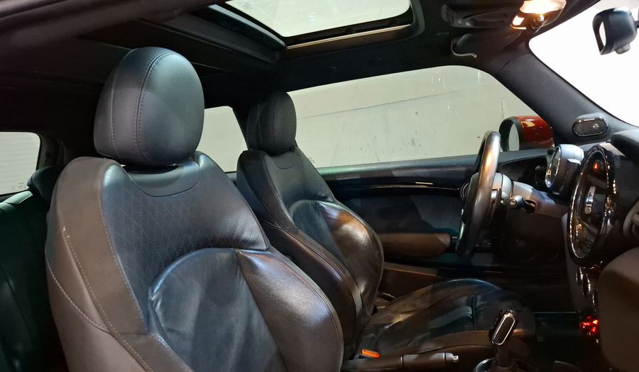 Mini John Cooper Works 2.0 JOHN COOPER WORKS HOT CHILI AUTO Hatchback 2020