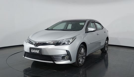 Toyota • Corolla
