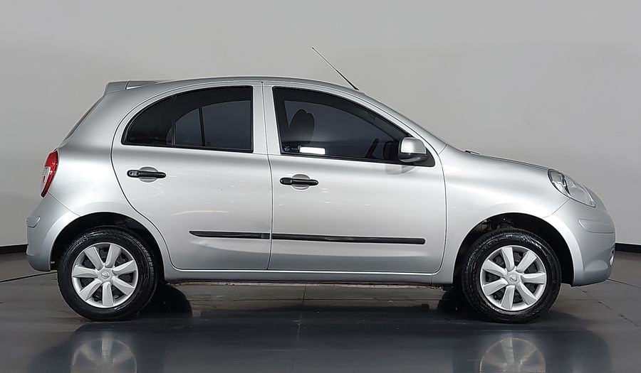 Nissan March S Hatchback 2013