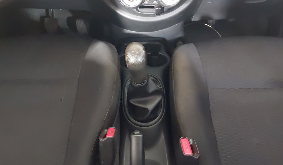 Nissan March S Hatchback 2013