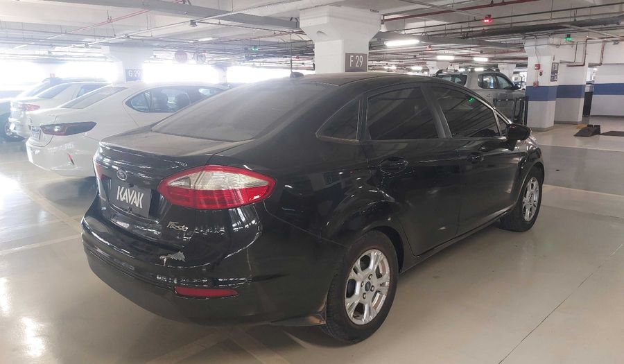 Ford Fiesta SE SEDAN Sedan 2014