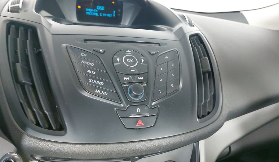 Ford Escape 2.5 S I4 AT Suv 2015