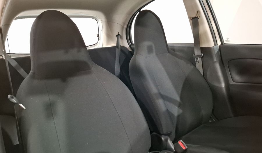 Nissan March 1.6 ACTIVE ABS MT Hatchback 2017