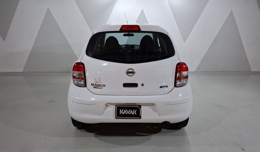 Nissan March 1.6 ACTIVE ABS MT Hatchback 2017