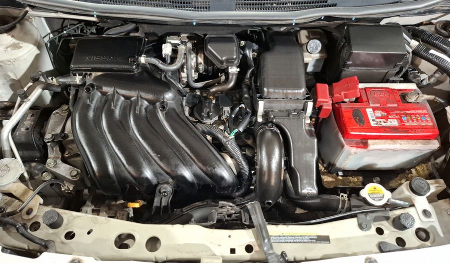 Nissan March 1.6 ACTIVE ABS MT Hatchback 2017