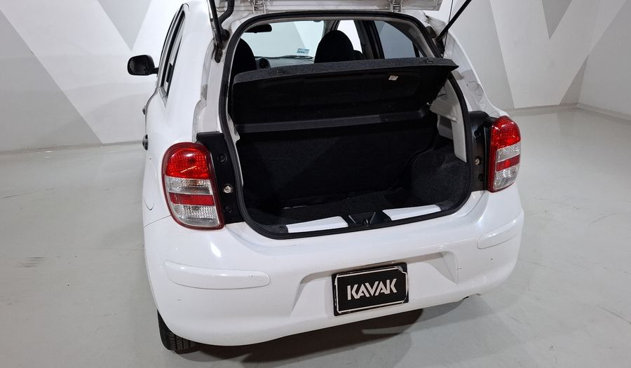 Nissan March 1.6 ACTIVE ABS MT Hatchback 2017