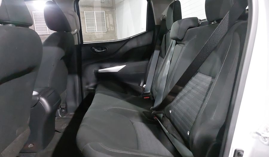 Nissan Frontier 2.5 LE AUTO Pickup 2025