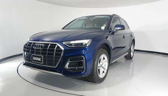 Audi • Q5