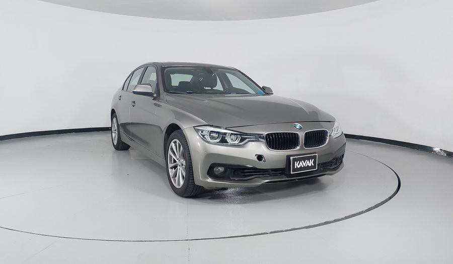 Bmw Serie 3 2.0 320IA AUTO Sedan 2017