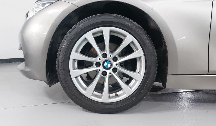 Bmw Serie 3 2.0 320IA AUTO Sedan 2017