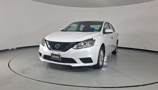 Nissan • Sentra