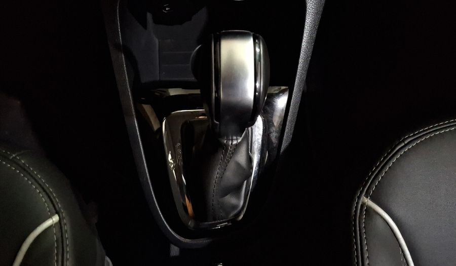 Renault Captur 2.0 ICONIC DEH AUTO Hatchback 2019