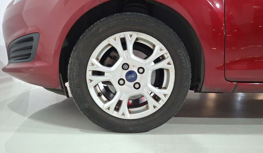Ford Fiesta 1.6 SE MT Sedan 2016