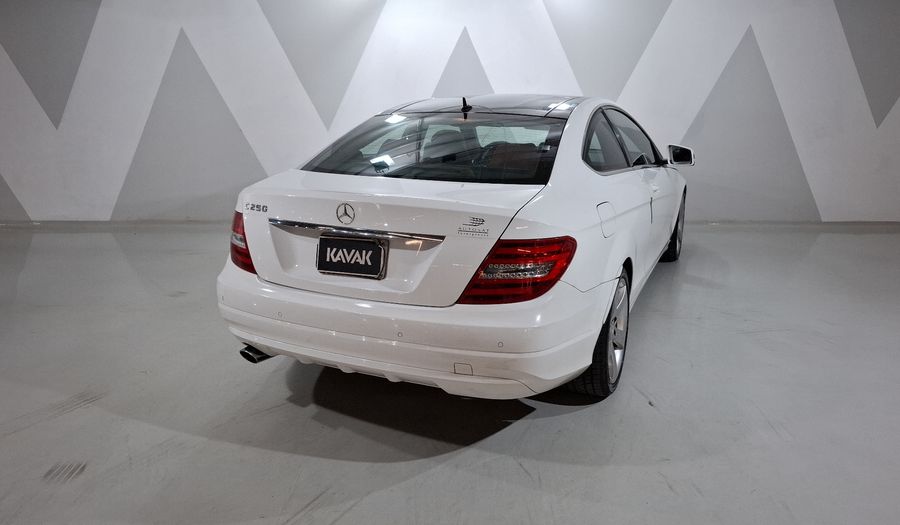 Mercedes Benz Clase C 1.8 250 CGI AT Coupe 2013