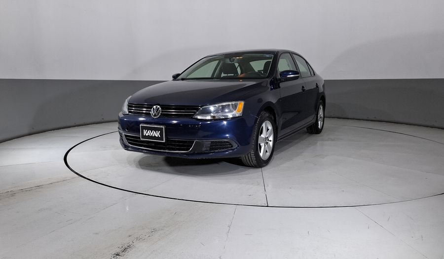 Volkswagen Jetta 2.5 STYLE ACTIVE MT Sedan 2013