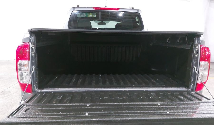 Nissan Np300 2.5 LE MIDNIGHT EDITION TM AC Pickup 2019