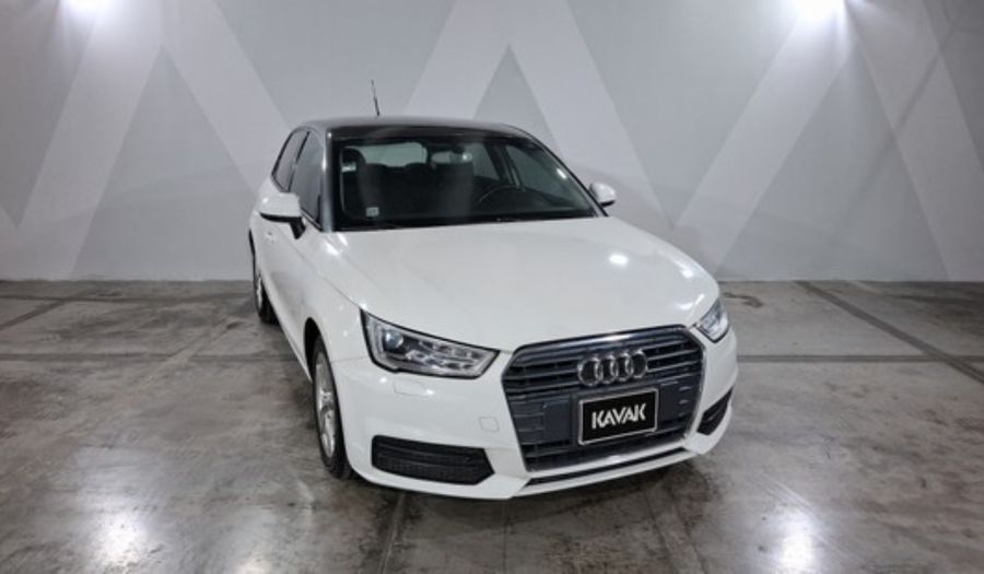 Audi A1 1.4 TFSI COOL S TRONIC Hatchback 2012