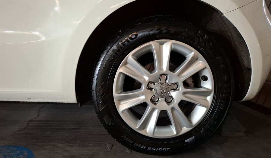 Audi A1 1.4 TFSI COOL S TRONIC Hatchback 2012