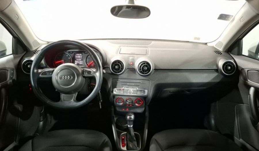 Audi A1 1.4 TFSI COOL S TRONIC Hatchback 2012