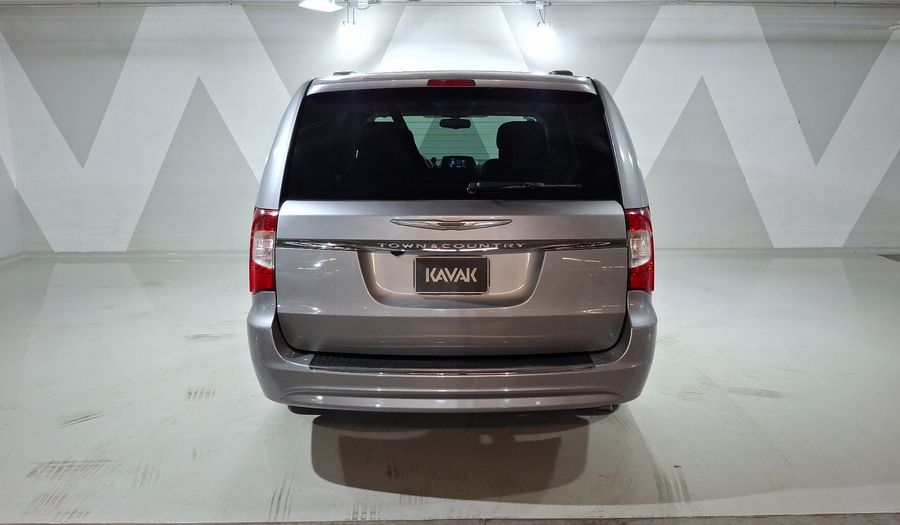 Chrysler Town & Country 3.6 TOURING Minivan 2014