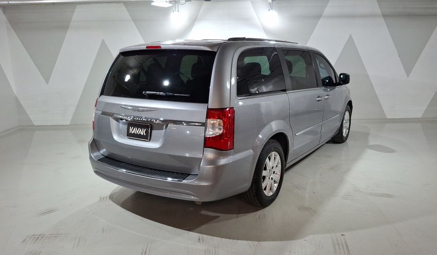 Chrysler Town & Country 3.6 TOURING Minivan 2014