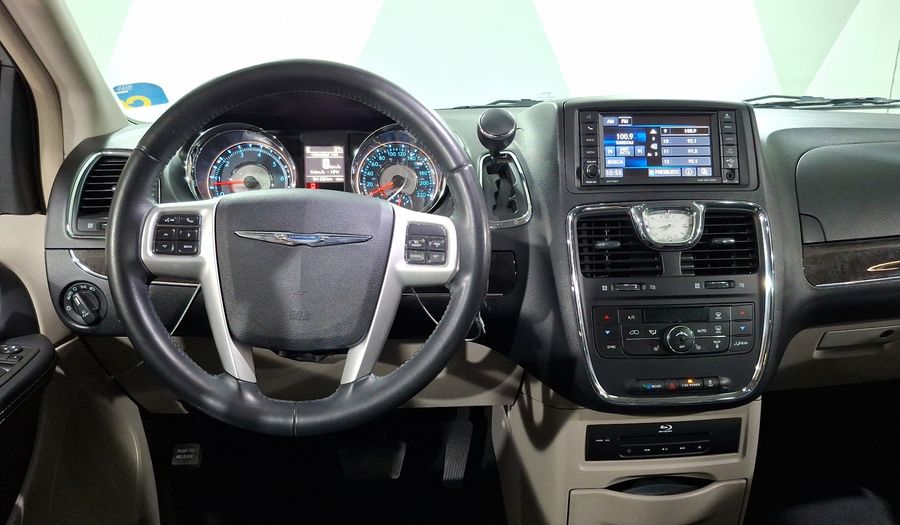 Chrysler Town & Country 3.6 TOURING Minivan 2014