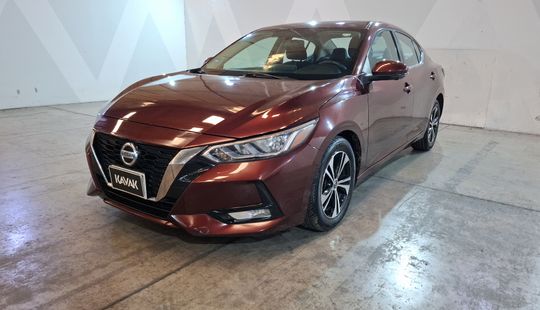 Nissan • Sentra
