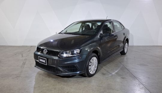 Volkswagen • Vento