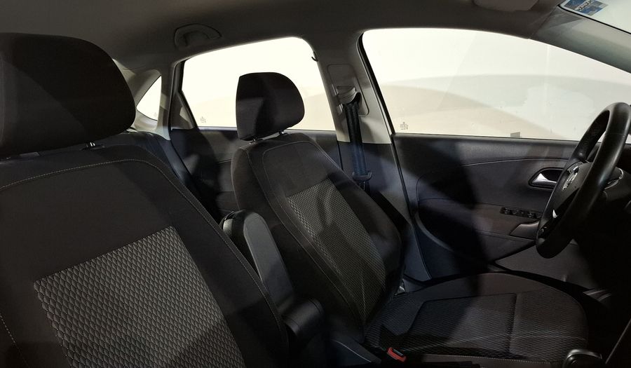 Volkswagen Vento 1.6 COMFORTLINE PLUS AUTO Sedan 2021