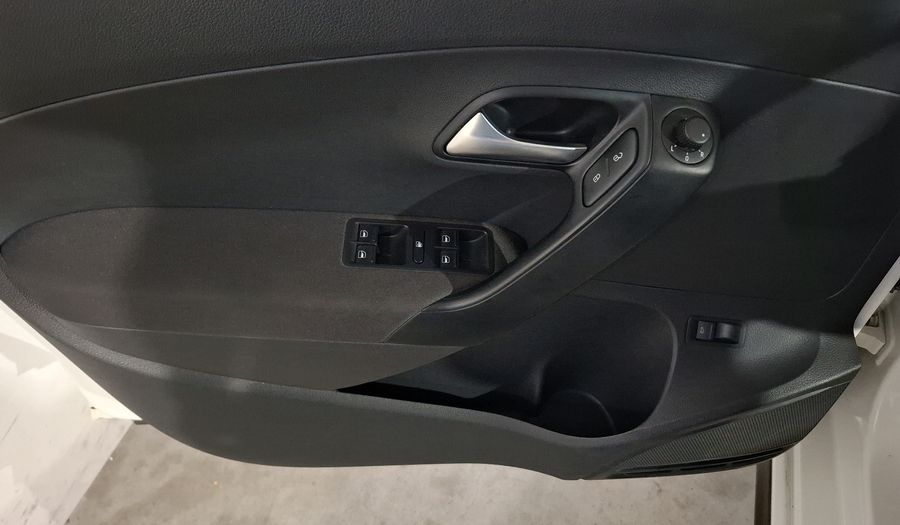 Volkswagen Vento 1.6 COMFORTLINE PLUS AUTO Sedan 2021