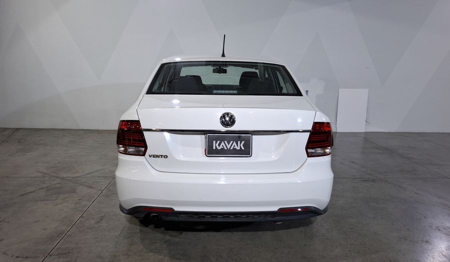 Volkswagen Vento 1.6 COMFORTLINE PLUS AUTO Sedan 2021