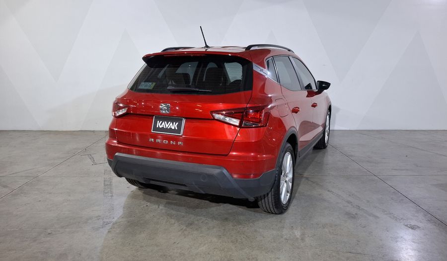 Seat Arona 1.6 STYLE AUTO Suv 2021