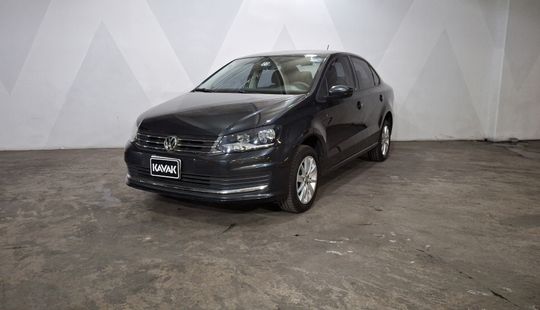 Volkswagen • Vento