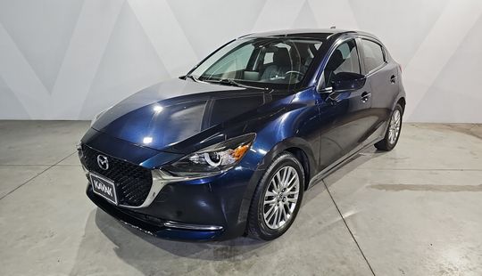 Mazda • Mazda 2