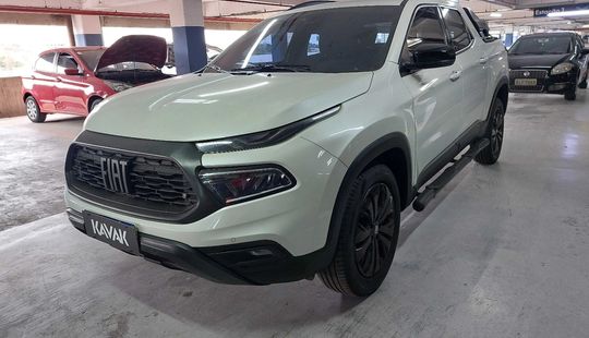 Fiat • Toro