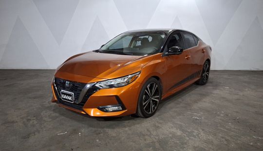 Nissan • Sentra