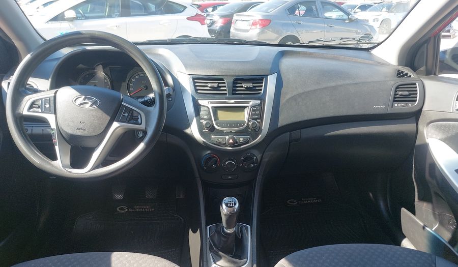 Hyundai Accent 1.6 RB GLS AC 2AB ABS Hatchback 2015