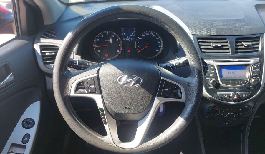 Hyundai Accent 1.6 RB GLS AC 2AB ABS Hatchback 2015