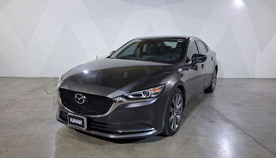 Mazda • Mazda 6