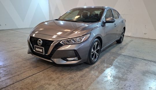 Nissan • Sentra