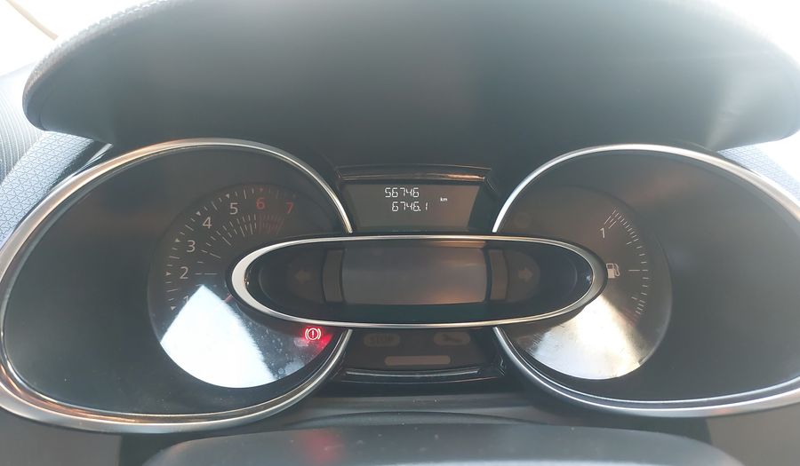 Renault Clio 1.2 EXPRESSION Hatchback 2019