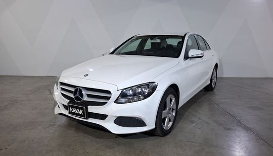 Mercedes Benz • Clase C