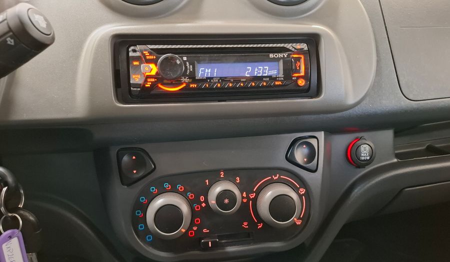 Fiat Uno 1.4 8V ATTRACTIVE 5P Hatchback 2014