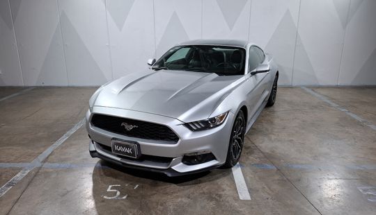 Ford • Mustang