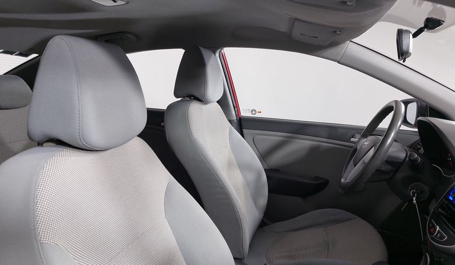 Dodge Attitude 1.6 GL 4DRS AT Sedan 2012