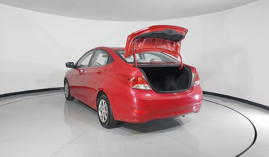 Dodge Attitude 1.6 GL 4DRS AT Sedan 2012